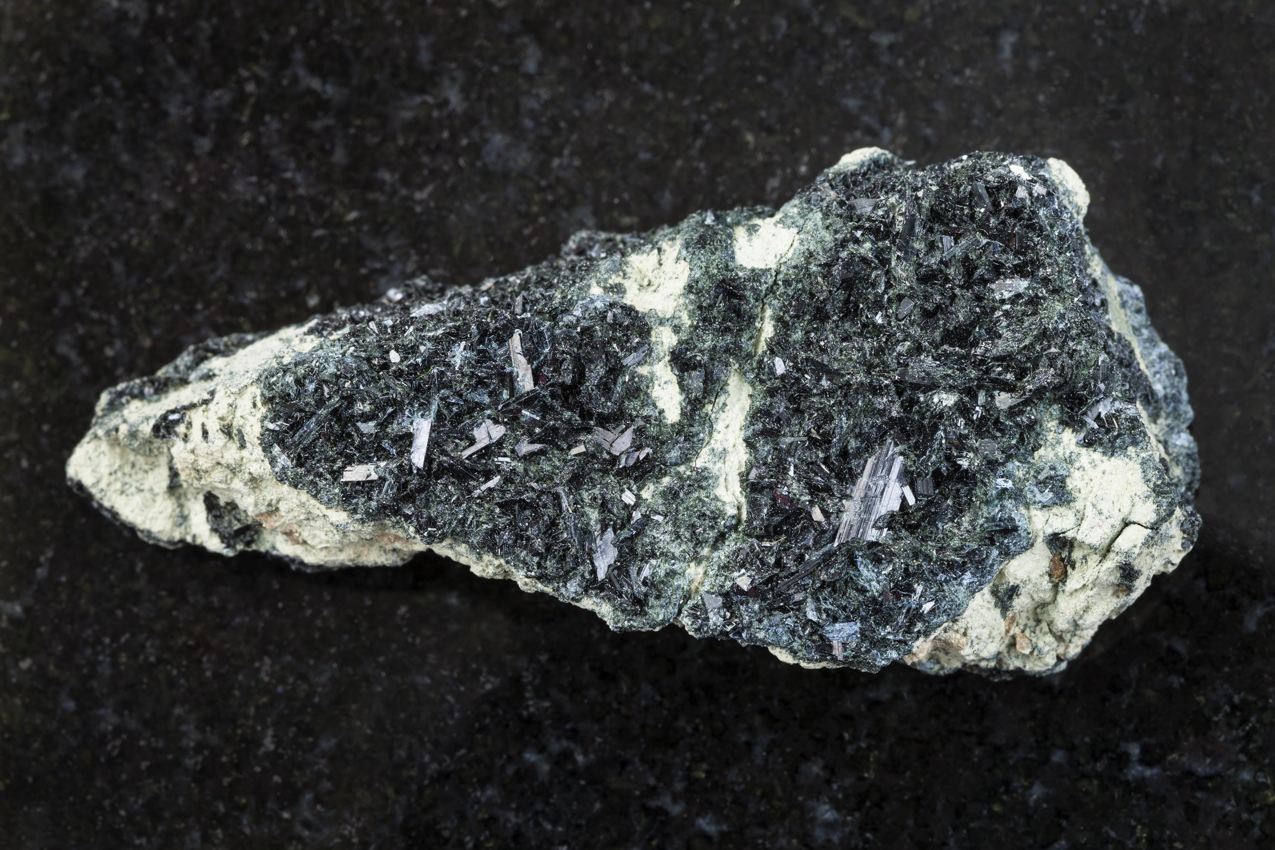 Hornblende crystal
